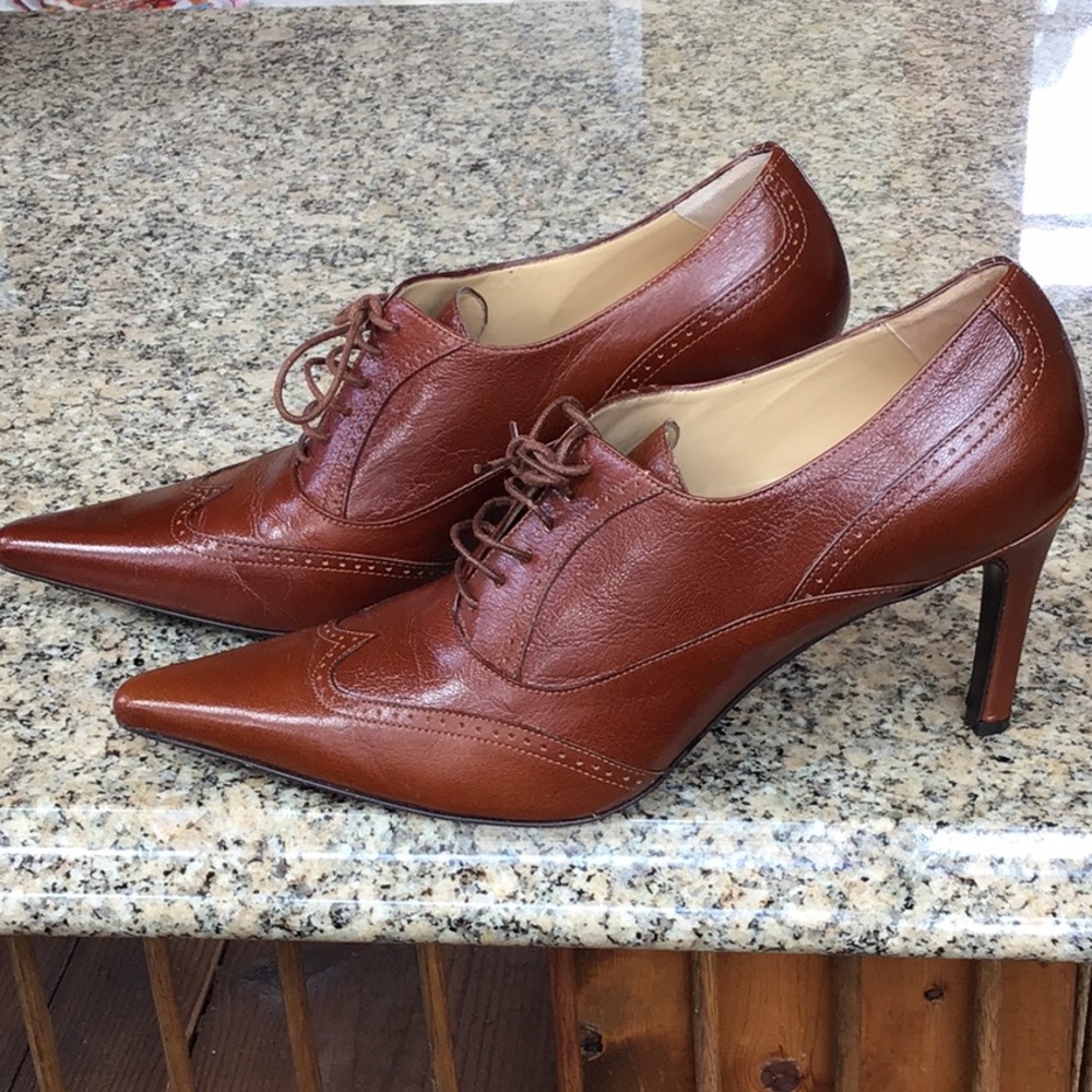Ellen Tracy Heels